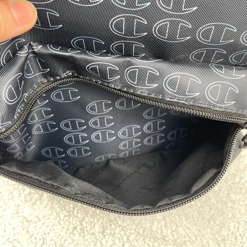 Champion mini backpack, excellent preloved condition! - Picture 8 of 8